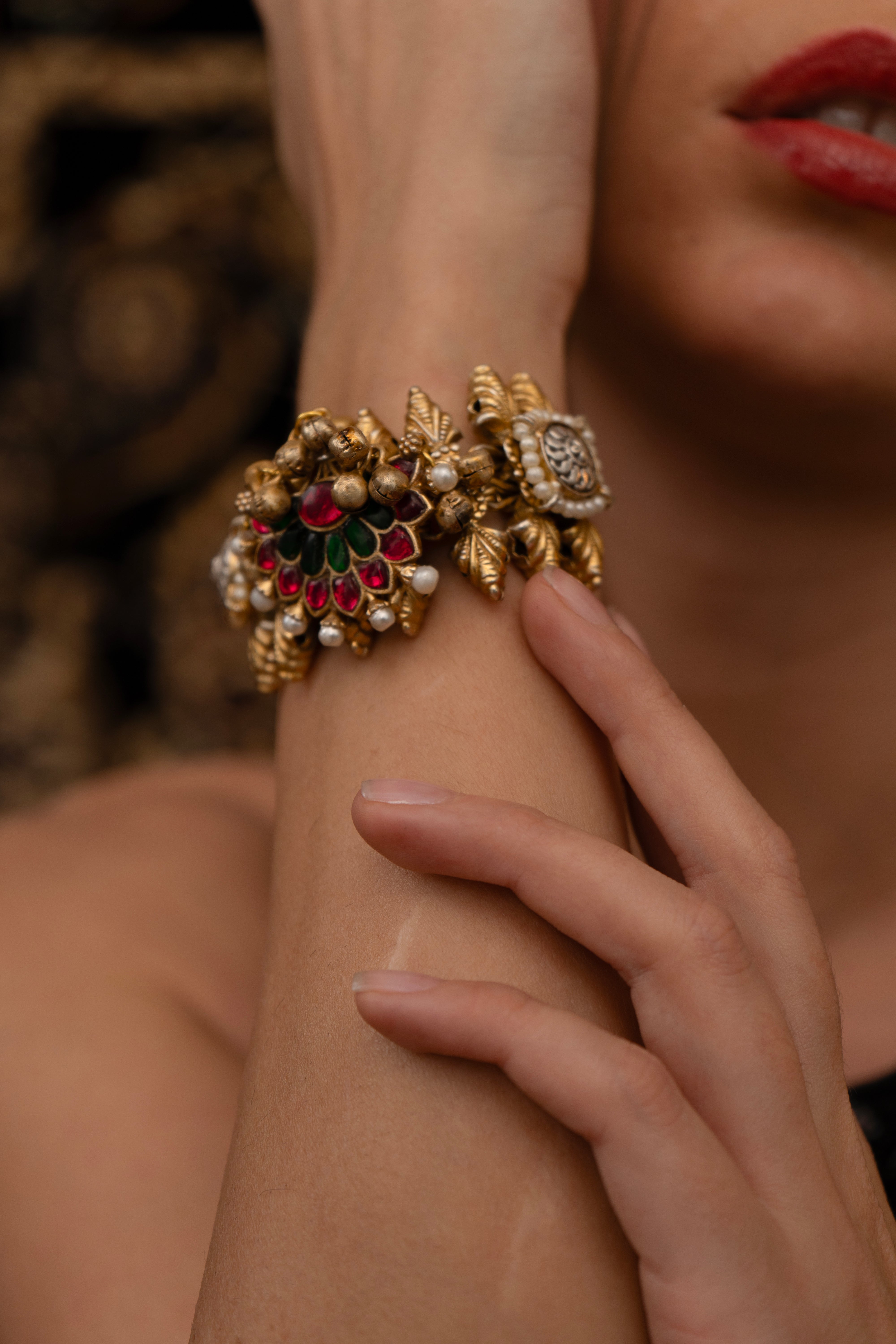 Mishika jadau Bracelet (Adjustable)